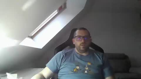 Snapshot of malou2927 chatting on January 19, 4:36 pm breton online show from January 19, 4:36 pm