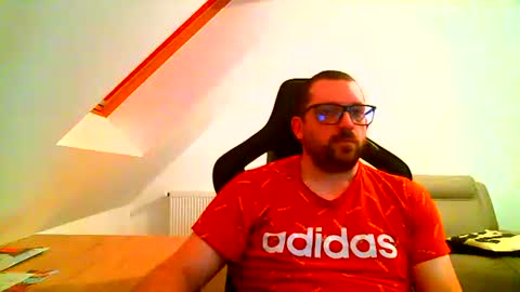 Snapshot of malou2927 chatting on January 28, 9:19 pm breton online show from January 28, 9:19 pm