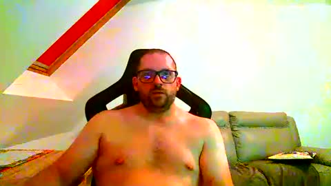 Snapshot of malou2927 chatting on September 9, 7:57 pm breton online show from September 9, 7:57 pm