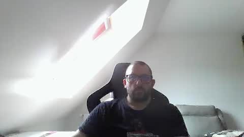 Snapshot of malou2927 chatting on September 15, 12:16 pm breton online show from September 15, 12:16 pm