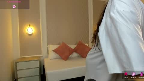 M A L U online show from September 12, 2:11 am