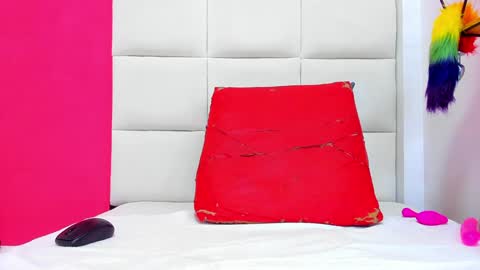 Snapshot of malu_hot69 chatting on December 1, 4:29 pm Malu online show from December 1, 4:29 pm