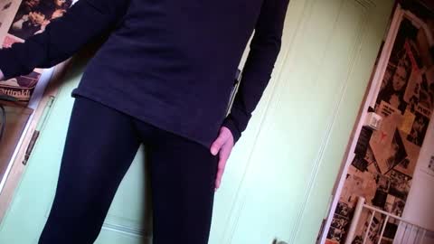 Snapshot of malvinkasen chatting on November 18, 8:52 am Anamalenka online show from November 18, 8:52 am