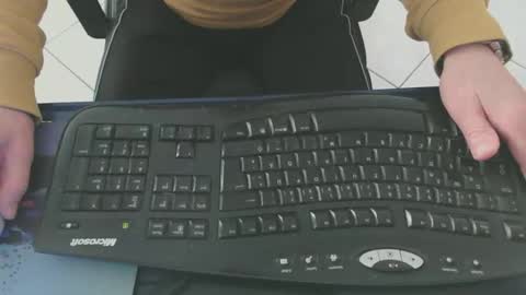 maly246 online show from February 16, 10:33 am