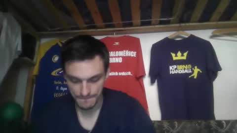 Snapshot of mamamia1789 chatting on September 22, 7:10 am mamamia1789 online show from September 22, 7:10 am