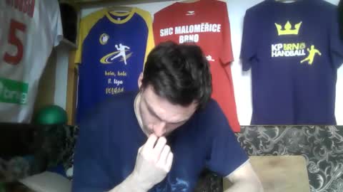 Snapshot of mamamia1789 chatting on May 22, 8:21 am mamamia1789 online show from May 22, 8:21 am
