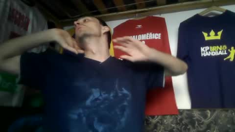 Snapshot of mamamia1789 chatting on June 16, 9:34 am mamamia1789 online show from June 16, 9:34 am