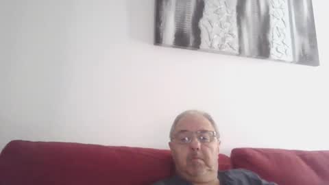 Snapshot of mambow99 chatting on October 12, 6:18 pm OLDMANFREE online show from October 12, 6:18 pm
