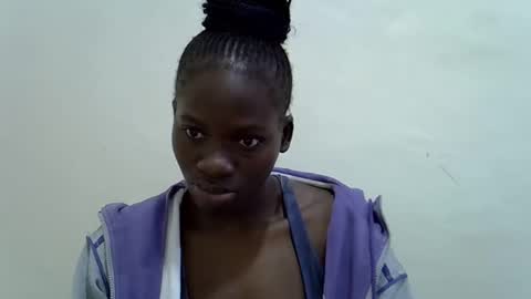 mamichula42 online show from November 28, 7:00 am