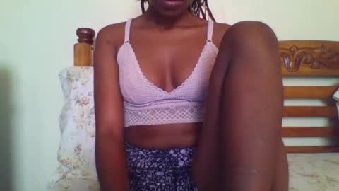 mammaplay online show from September 18, 6:15 am