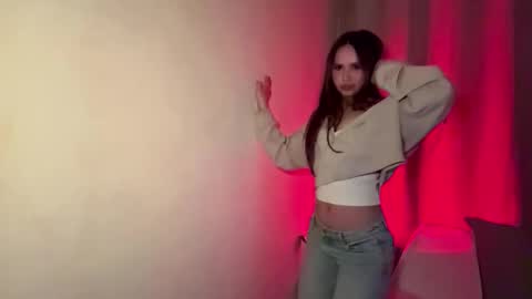 Mia Davis online show from March 9, 6:23 pm