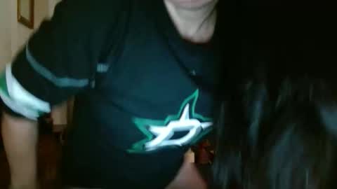 mandaloriangirlsfight online show from April 18, 5:06 pm