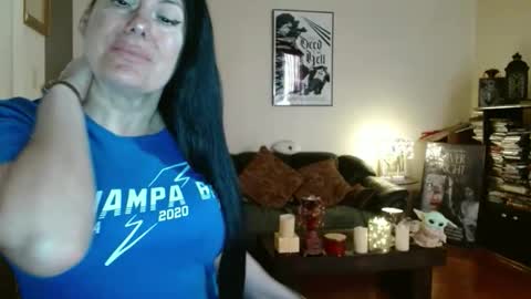 mandaloriangirlsfight online show from April 20, 8:21 pm