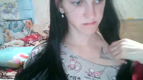Snapshot of mandari_lukc chatting on May 8, 7:19 pm Mandari lukc online show from May 8, 7:19 pm