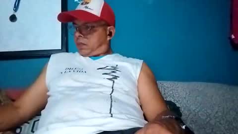 mandrilo7379 online show from April 18, 8:51 am