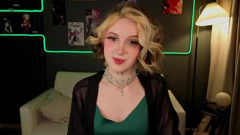 Luna online show from April 29, 10:16 pm