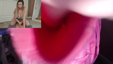 Snapshot of mandybabyxxx chatting on December 22, 1:45 am MandyBabyXXX online show from December 22, 1:45 am