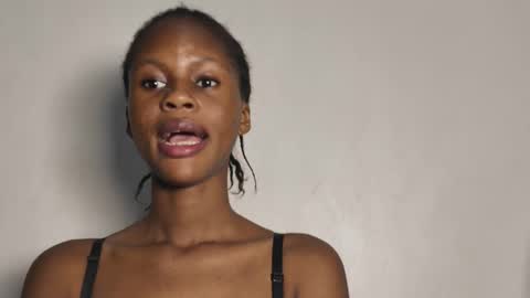 Snapshot of mandymia chatting on October 31, 6:20 pm mandymia online show from October 31, 6:20 pm