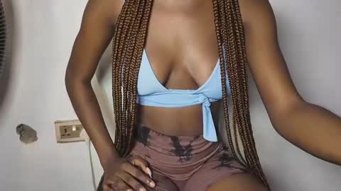 Snapshot of mandymia chatting on November 26, 4:46 am mandymia online show from November 26, 4:46 am