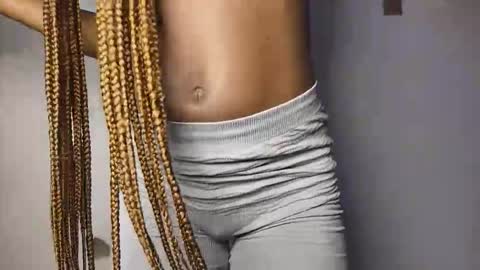 Snapshot of mandymia chatting on November 29, 4:37 am mandymia online show from November 29, 4:37 am