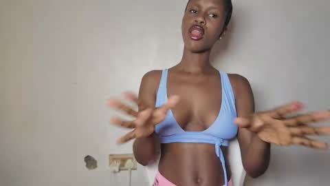 Snapshot of mandymia chatting on December 3, 4:31 am mandymia online show from December 3, 4:31 am