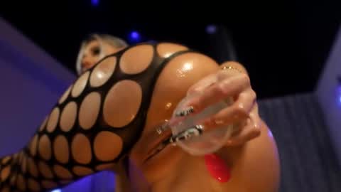 Snapshot of mandypeas chatting on October 17, 6:27 am Anto Lovense is Active My pleasure is in your hands Private is Open online show from October 17, 6:27 am