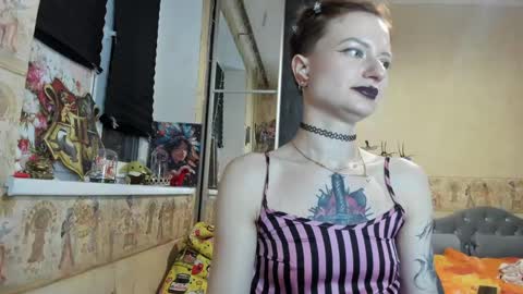 Mandy online show from April 18, 7:07 pm