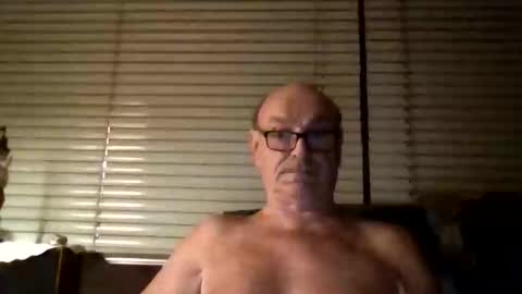 manes5858 online show from November 17, 10:04 pm