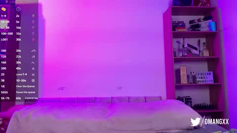 Danny online show from December 4, 12:31 am