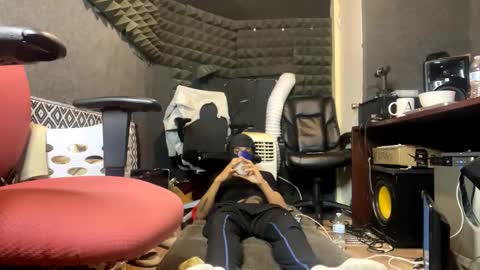 Snapshot of mani4sexy chatting on February 23, 9:06 am Mani4sexy online show from February 23, 9:06 am