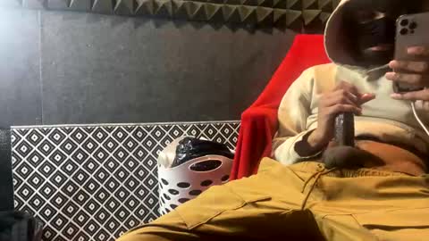 Snapshot of mani4sexy chatting on March 8, 6:06 am Mani4sexy online show from March 8, 6:06 am