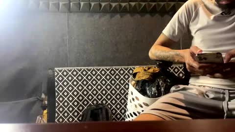 Snapshot of mani4sexy chatting on March 8, 6:12 pm Mani4sexy online show from March 8, 6:12 pm