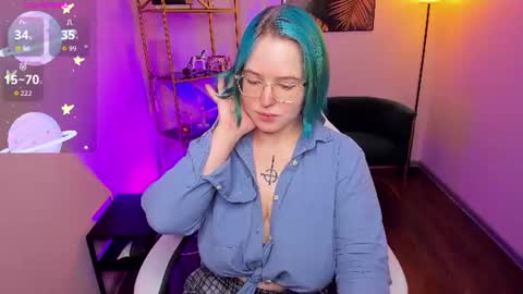 Snapshot of manic_pixie_ chatting on June 11, 3:54 pm manic_pixie_ online show from June 11, 3:54 pm