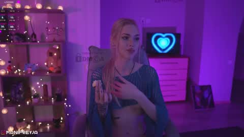 Amelie online show from February 12, 1:19 am