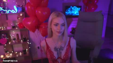 Amelie online show from February 15, 2:15 am