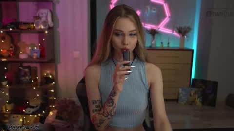 Amelie online show from November 23, 10:42 pm