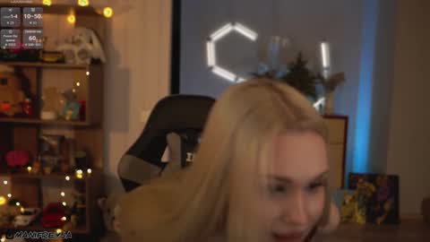 Amelie online show from February 11, 9:42 pm