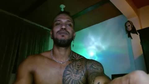 Manolo online show from November 19, 1:38 am