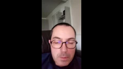 Snapshot of manu5933 chatting on December 16, 10:50 am manu5933 online show from December 16, 10:50 am