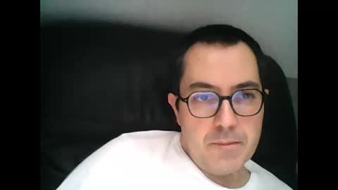 Snapshot of manu5933 chatting on January 22, 12:49 pm manu5933 online show from January 22, 12:49 pm