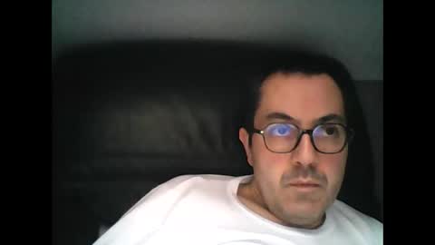 Snapshot of manu5933 chatting on January 28, 3:35 pm manu5933 online show from January 28, 3:35 pm