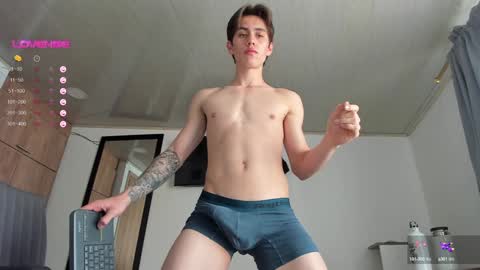 manucute 23  online show from December 17, 2:44 pm