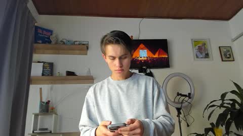 manucute 23  online show from January 15, 2:43 pm