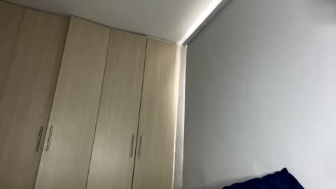 Manuel online show from December 29, 5:01 pm