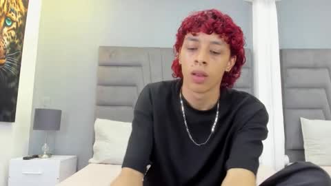 Manuel Rivero online show from February 26, 3:05 am