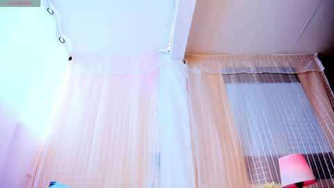 Manuela online show from April 20, 8:32 pm