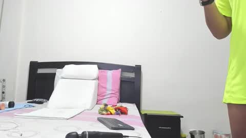 Mara online show from October 1, 3:07 pm