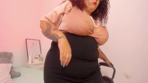 Mrs. Sweet online show from October 21, 12:11 am