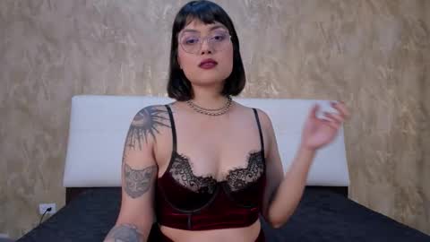 maracrawford online show from October 14, 12:50 pm