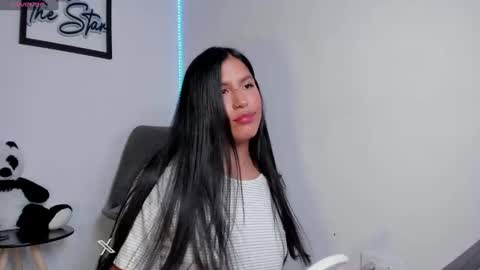 Mara online show from December 4, 9:46 pm